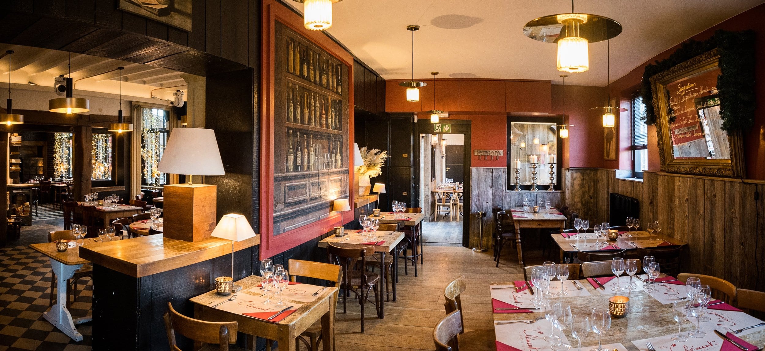Panoramic view of the dining room at Brasserie Chez Clément